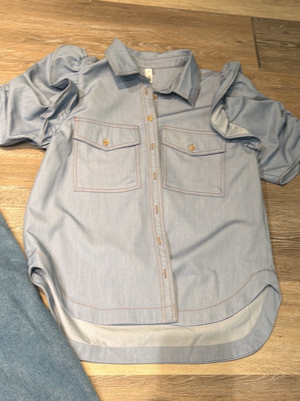 Boutique 9 Light Blue Puff-Sleeve Button-Down Shirt